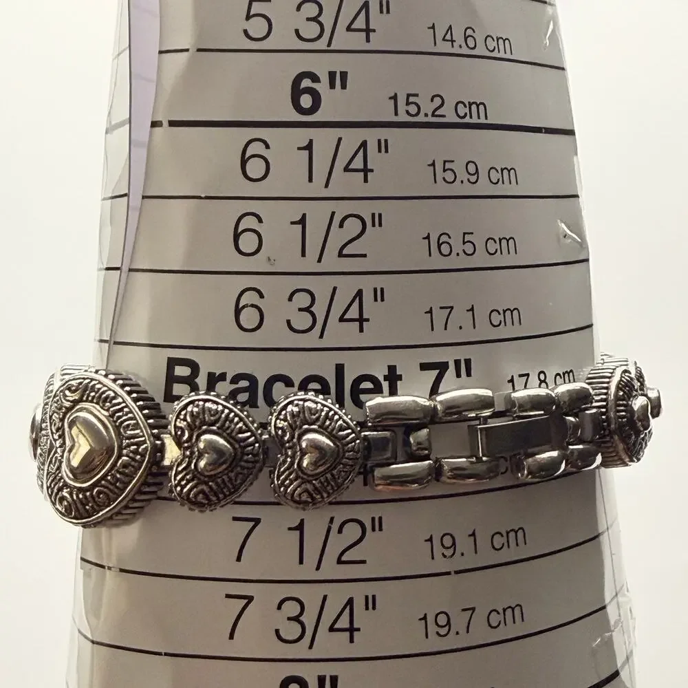 Cannes Quartz Western Style Filigree Heart Medallion Bracelet Watch New Battery